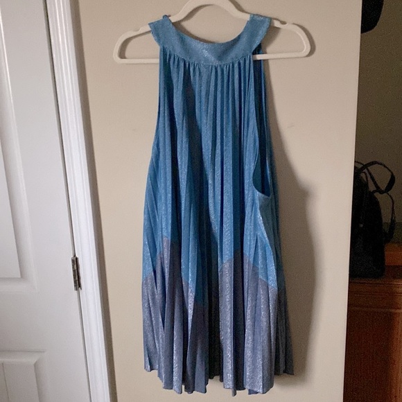 NWT Free People Shimmer Pleated Party Dress. Size-L - Picture 4 of 7